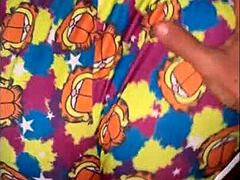 Enteada Finge Que Não Vê O Padrasto Metendo De Ladinho?