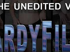 Milf British berpayudara besar pegang dan puasin kontol besar