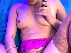 Nicole Aria loves anal pounding!