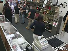 I earn some specie by engulfin and ridin dick