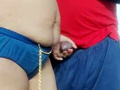 साड़ी पहनकर भाभी क्या कमाल की लगती है आज तो भाभी को छोडूंगा नही चूत फ़ाड़ के रख दूंगा