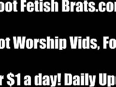 tillbed fötter för yoga lektioner i BDSM session