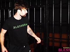 those guys in jail go for hard threesome fucking with deepthroat blowjobs and double penetration bareback 😈