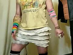 sexy dancefloor workout with horny amateurs 😏