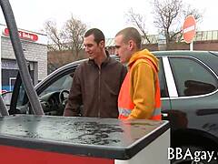 Twink enjoys gay sex 😍