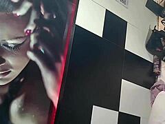 olha a safada tomando rola na net 😏