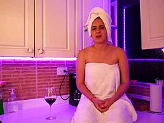 Hot Babe Gets Horny During Interview!