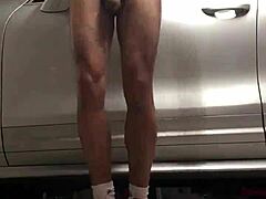 Wow, gym in the garage is awesome!