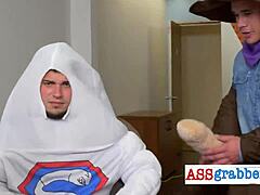 I luv interracial gay bareback drillng cocks