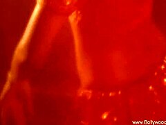 मैं इस सुंदर ब्रूनेट के साथ इरोटिक बेली डांसिंग पसंद करता हूँ जो मुझे सॉफ्टली टीज करती है... उसकी नंगी मूव्स मुझे डीपली अराउज करती हैं।