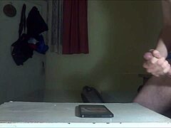 jerking hard and cumming on cassidyboo's face