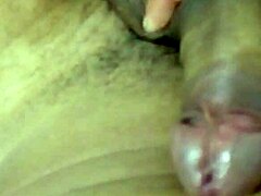 batendo punheta sozinho, sentindo o prazer intenso do hardcore