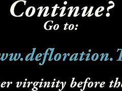 Hei söpö, valmis näyttämään sitä neitsyt pillua kuten Anastasia defloraatio castingissa?