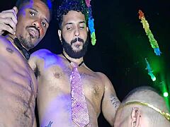 i got that monster cock in my ass at carnival