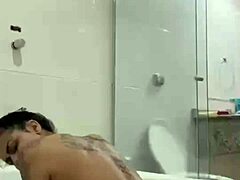 Wow Bia, Hot Morena Safada Masturbates With Bathtub Jet!
