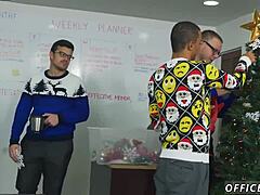 Watch ebony thug in gay holiday porn