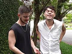 i love watching rodrigo weeh deepthroat cute teen 18+ boys backstage, their oral skills are amazing and so naughty