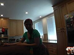 OMG hezká kundička Penny Pax a horký velký zadek Sovereign Syre šukané tlustým ptákem Alex Legend 😍