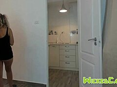 Sexy Roommates Camgirls Tease Booties In Dorm