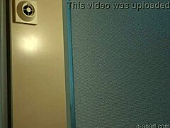 Mai Hoshikawa只是在浴室网络摄像头中放松淋浴 😊🚿