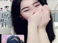 Jin Xinh bunny live show full face.