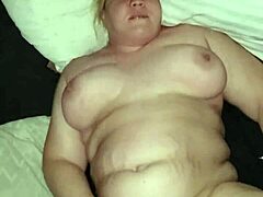 هذه الميلف الجنسية تحصل على كريم باي مع إنزال في كسها الحامل. هي ساخنة وجاهزة للمزيد الآن