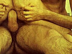 このヴィンテージ・ゲイシーンで発見したアンティーク・モンスターコックがすごく気持ちいい