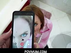 MILF üvey anne Sophia Lockes tabu oral seks videosu