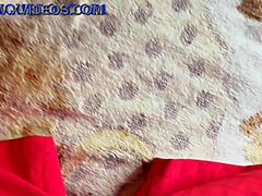 Magrinha branquinha dos peito pequeno fodendo gostoso no pelo sem camisinha v�deo amador