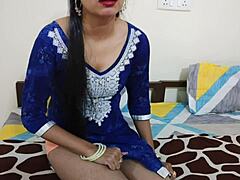 xxx सोतेली सिस्टर को बड़े भाई ने छोड़ दिया हिंदी में?