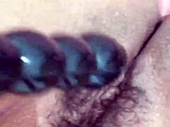 novinha gostosa ficando nua e usando seus brinquedos - parte 3