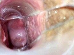 Real homemade orgasm with speculum