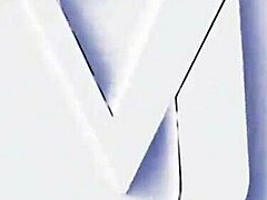 عاهرة BBW بصدر كبير تنشر لزب وحشي في لعب دور واحد على واحد. براذر لاف يقذف على مؤخرتها في POV