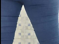 몰래카메라가 성숙한 라티나 앤 잡아