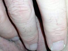 pussy open for view 😏