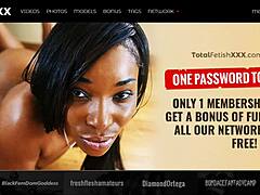 Melody cummings ebony fetish babe teases