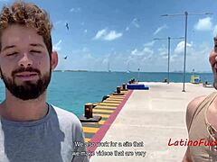 sıcak latino gay twink rob silva ve ken plajda halka açık anal seks için casusluk yapıyor!
