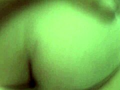 Хващам и чукам жестоко приятелката си с перфектно дупе у нея вкъщи