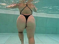 I met stranger at pool and he fucked me hard in coastal hotel