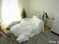 cute lady dee rubs her clitoris solo