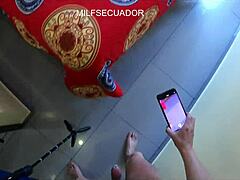 Mi Vecino De 19 Años Me Ayuda A Hacer Porno E Incluso Me Limpia La Orina Con La Lengua