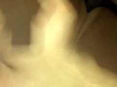 Tan lines on tinder - matching with tanned people for fun dates