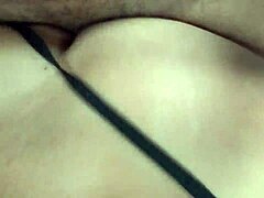 Gozando e gemendo na piroca do negão hardcore