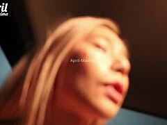 ¡Wow, April-Maxima follada en el coche y facial en la calle!