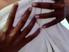 Beautiful girl in the most seductive video ever 😍🔥