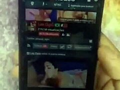 Enchendo a boceta da safada de leite