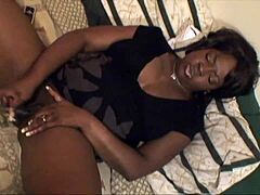 Lisa Rivera Teases Her Wet Pussy With A Small Toy In HD