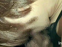 Blowjob e handjob amadora japonesa em ambiente ao ar livre