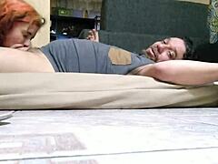 Dany Rio e-girl novinha ninfetinha adora um velho brocha barrigudo