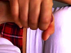 เพื่อนสนิทของฉันและเพื่อนบ้านอพาร์ตเมนต์มีคืนที่ใกล้ชิดและตื่นเต้นกัน ไวน์ลาตินอายและเล็ก 18+